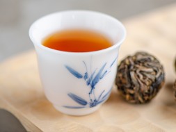 Шэн пуэр &amp;quot;Сигуй Лун Чжу&amp;quot;, 2023г., в шариках