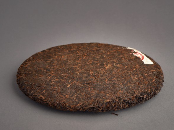 Шу пуэр &amp;quot;Феникс Гун Тин&amp;quot;, ф-ка Цзинь Дин, 2013г., 357 г.