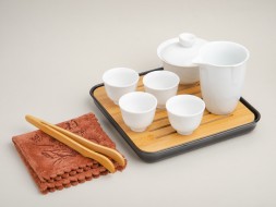 Набор посуды походный #160, фарфор, 9 предметов