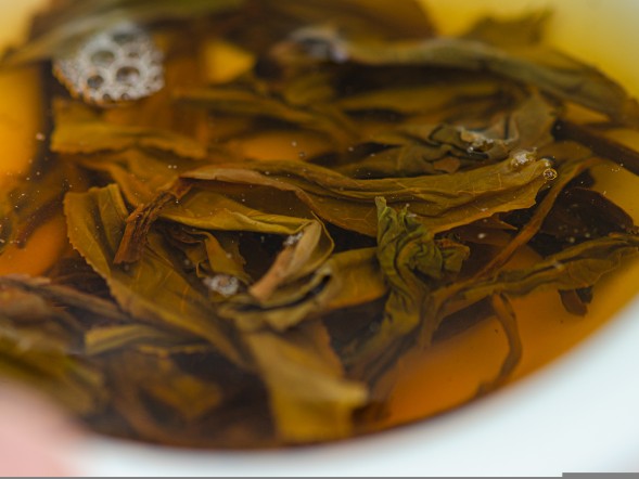 Шэн пуэр &amp;quot;Мао Ча Ми Сян&amp;quot; (Медовый  Аромат), Биндао, 2013 г.