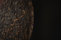 Шу пуэр &amp;quot;Кунг Фу Панда&amp;quot;, ф-ка Синь Вэнь, 2024 г., 357 г.