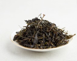 Да У Е Дань Цун (Одинокие Кусты с Большими Темными Листьями) &amp;quot;АА&amp;quot;