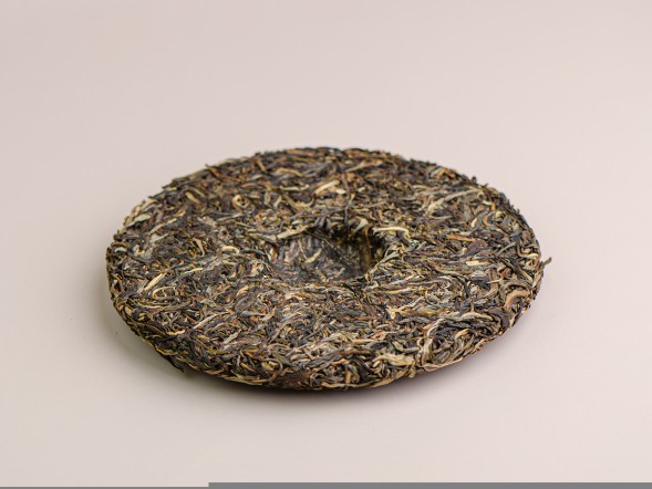 Шэн пуэр &amp;quot;Ба Ба Цин Бин&amp;quot;, 2012 г., 357г.