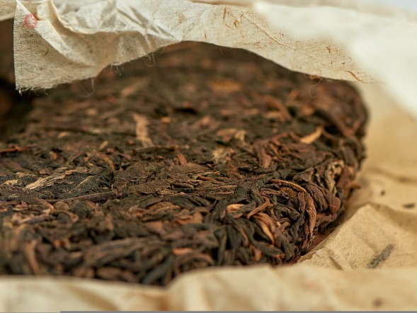 Шэн пуэр &amp;quot; Тун Цин Хао&amp;quot; от Мастера Ли, 357г., 2002г.