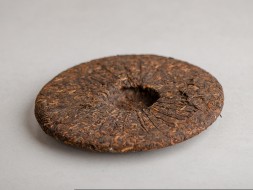 Шу пуэр &amp;quot;Два дракона из Биндао&amp;quot;, 357г., 2024 г.