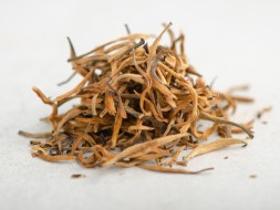 Дянь Хун Да Цзинь Я &amp;quot;ААА&amp;quot; (Большая Золотая Почка), 2025г.