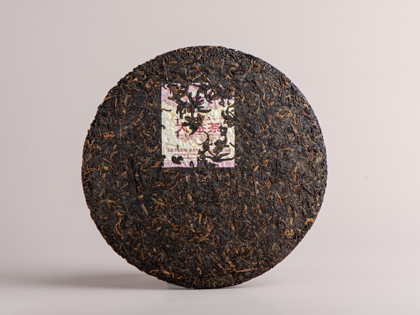 Шу пуэр &amp;quot;7692&amp;quot;, ф-ка Да И, 357 г, 2020г.