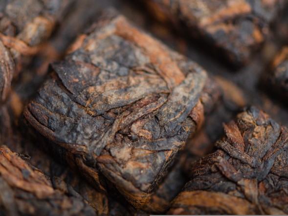 Шу Пуэр &amp;quot;Шоколадка от Фэна&amp;quot; (Шоу Сы Гу Шу), 2016г., 400г.