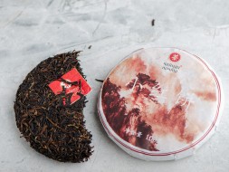 Чжэн Шань Сяо Чжун 8.0 &amp;quot;АА&amp;quot; (Малый Вид с Настоящих Гор), Чайная Почта, 100г., 2025г.