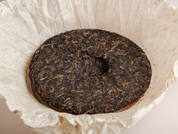 Шэн пуэр &amp;quot;Иу Гу Шу&amp;quot;, 357г., 2003г.