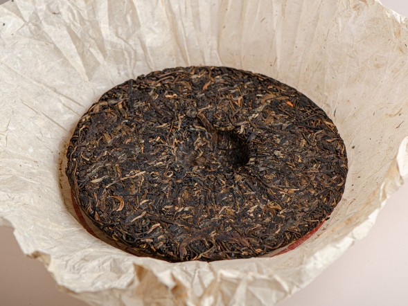 Шэн пуэр &amp;quot;Иу Гу Шу&amp;quot;, 357г., 2003г.