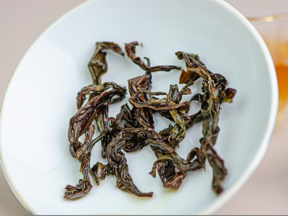 Лао Цун Да Хун Пао &amp;quot;ААА+&amp;quot;(Большой Красный Халат со Старых Кустов)