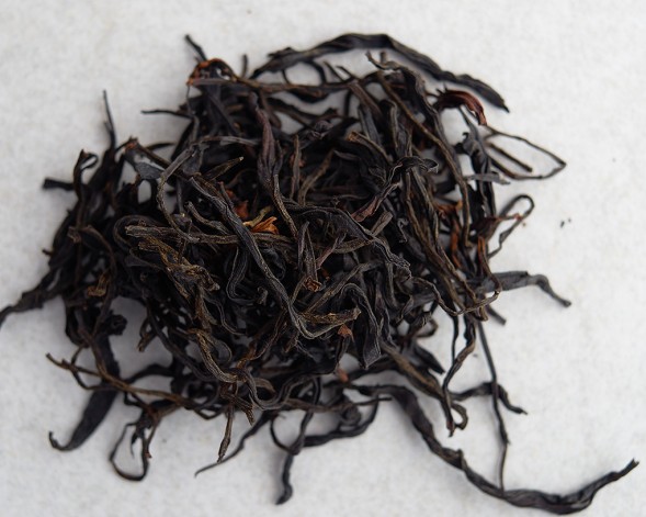 Син Жен Сян Дань Цун &amp;quot;ААА&amp;quot; (Одинокий Куст с Миндальным Ароматом)