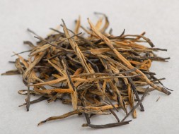 Дянь Хун Сун Чжэнь &amp;quot;АА&amp;quot; (Сосновые Иглы), 2024г.