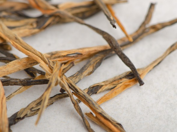 Дянь Хун Сун Чжэнь &amp;quot;АА&amp;quot; (Сосновые Иглы), 2024г.