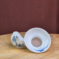 Сито #91, фарфор, 9 см.