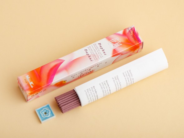 Японское благовоние Ka-Fuh Daphne (Волчеягодник), 50 штук + подставка