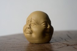 Фигурка #549, глина, 5,5 см.