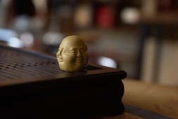 Фигурка #549, глина, 5,5 см.