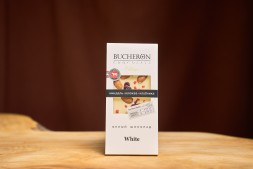 Шоколад&amp;quot;BUCHERON&amp;quot;, белый с миндалем,клюквой и клубникой, 85 г.