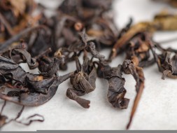 Квеври чай (Красный ГАБА чай), Озургети, Грузия, 2024г.