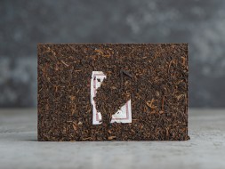 Шу пуэр &amp;quot;Гун Тин Ча Чжуан&amp;quot;, ф-ка Юн Фа, 250г., 2022г.