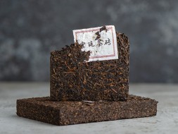 Шу пуэр &amp;quot;Гун Тин Ча Чжуан&amp;quot;, ф-ка Юн Фа, 250г., 2022г.