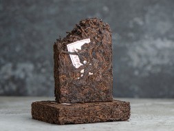 Шу пуэр &amp;quot; Иу Да Шу&amp;quot;, ф-ка Юн Чжень, 250гр., 2006г.