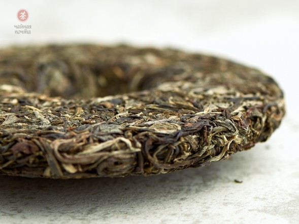 Шэн пуэр &amp;quot;Лесная Хижина&amp;quot; (копченый шэн пуэр со столетних деревьев), Pin Wu Cha, 2019г., 200г.