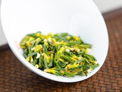 Ростки Лотоса