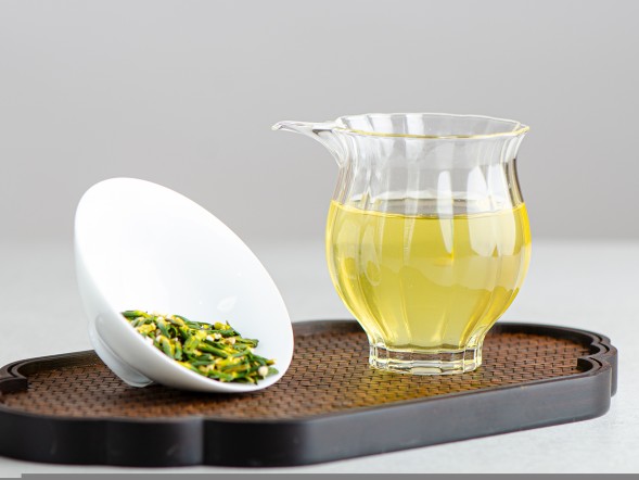 Ростки Лотоса