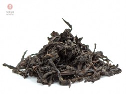 Би Ши Жоу Гуй &amp;quot;ААА&amp;quot; (Улун с Утеса Синего Нефрита)