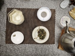 Бай Бан Цун Мао Ча Те Гуань Инь, осень 2025 г.