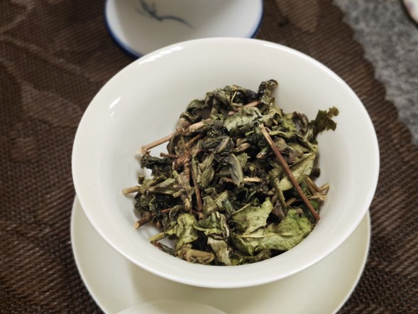 Бай Бан Цун Мао Ча Те Гуань Инь, осень 2025 г.