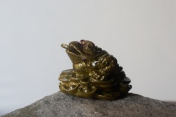 Фигурка #540, меняющая цвет, пластик, 8см.