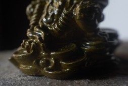 Фигурка #540, меняющая цвет, пластик, 8см.