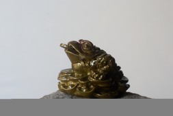 Фигурка #540, меняющая цвет, пластик, 8см.