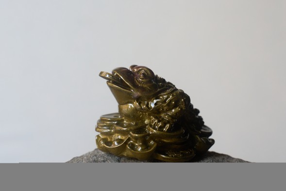 Фигурка #540, меняющая цвет, пластик, 8см.