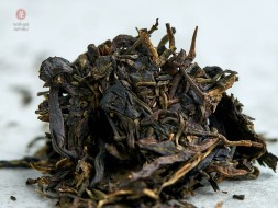 Шэн пуэр &amp;quot;Мэнхай Синхай Жуй Чжао Хэ Сян&amp;quot;, (Добрый знак и счастье), 357г., 2012г. Гонконгский склад