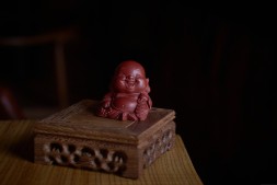 Фигурка #553, глина, 5 см.