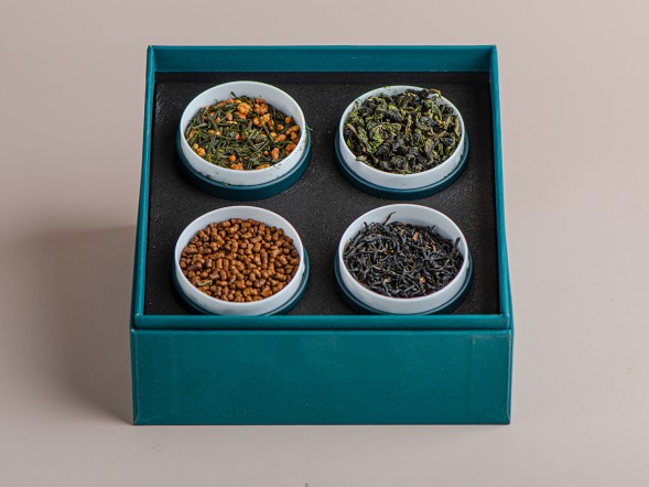 Набор из четырёх баночек чая &amp;quot;Все везде и сразу&amp;quot;